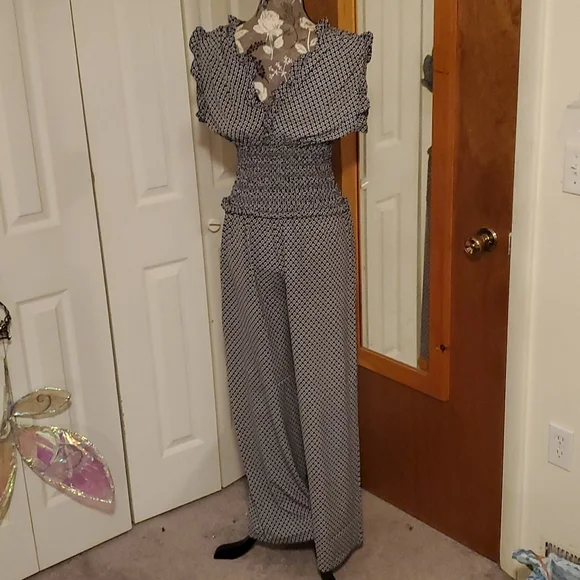 Max Studio smocked ruffle jumpsuit - Picture 2 of 7